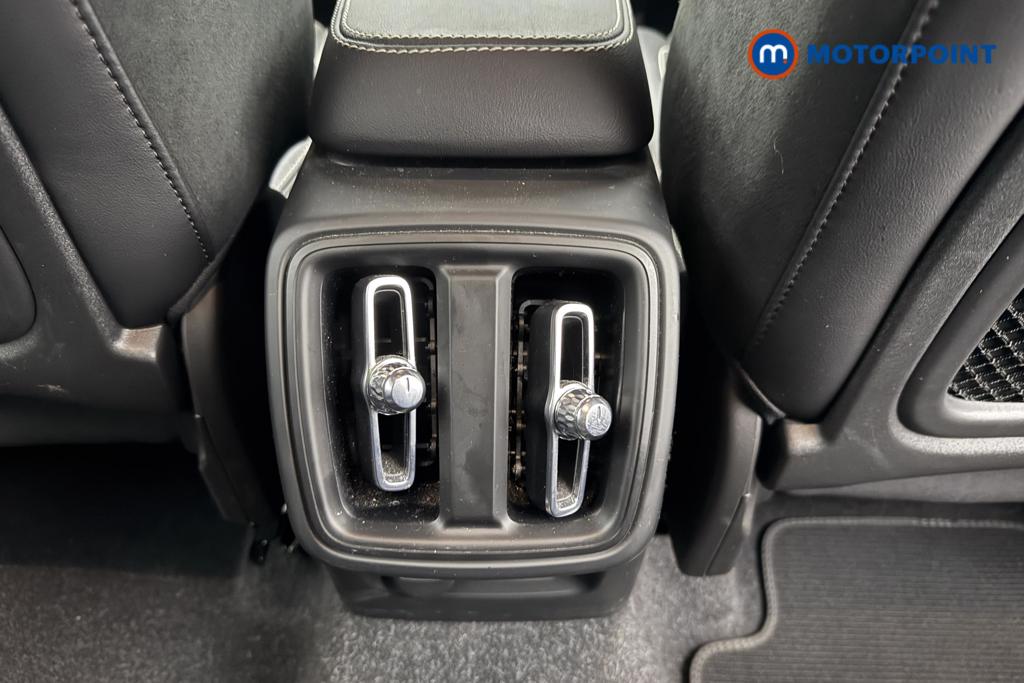 Volvo Xc40 R Design Manual Petrol SUV - Stock Number (1555026) - 19th supplementary image