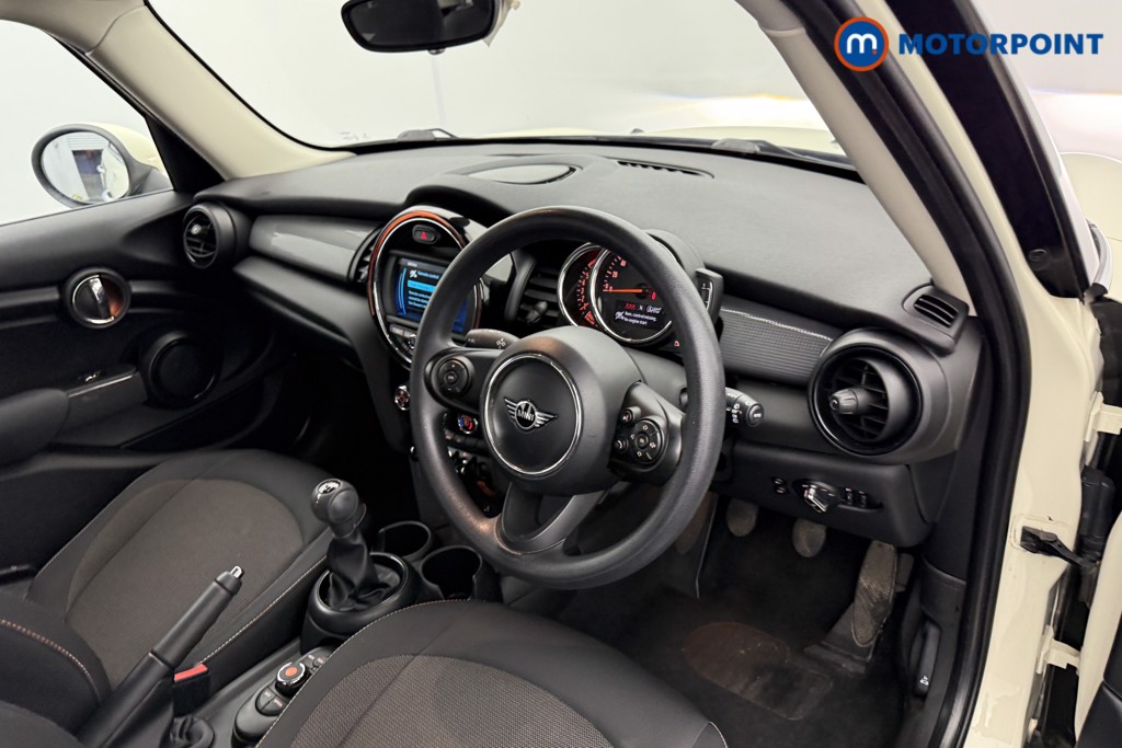 Mini Hatchback Cooper Classic Manual Petrol Hatchback - Stock Number (1555440) - 2nd supplementary image