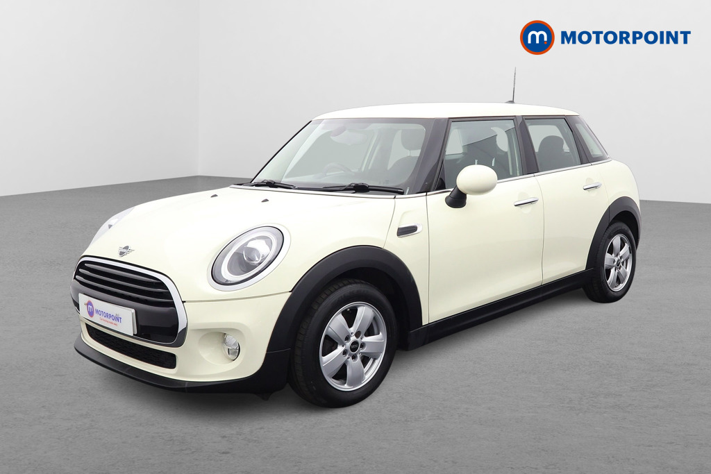 Mini Hatchback Cooper Classic Manual Petrol Hatchback - Stock Number (1555440) - Passenger side front corner