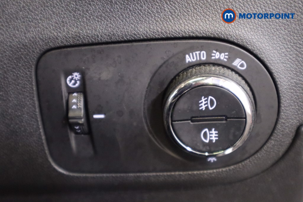 Vauxhall Crossland Gs Line Manual Petrol SUV - Stock Number (1556331) - 14th supplementary image