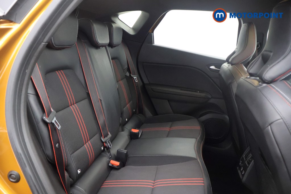 Renault Captur R.S. Line Manual Petrol-Electric Hybrid SUV - Stock Number (1558714) - 14th supplementary image