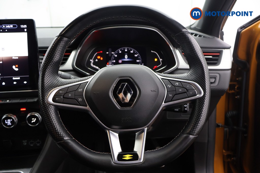 Renault Captur R.S. Line Manual Petrol-Electric Hybrid SUV - Stock Number (1558714) - 1st supplementary image