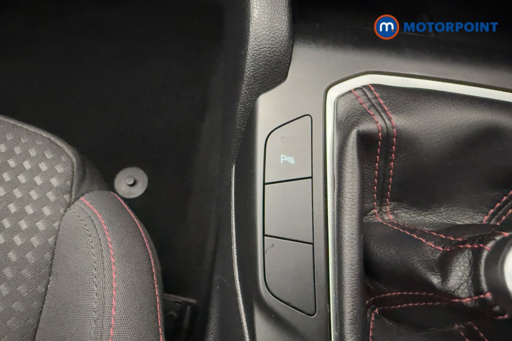 Ford Focus St-Line Edition Manual Diesel Estate - Stock Number (1558961) - 10th supplementary image