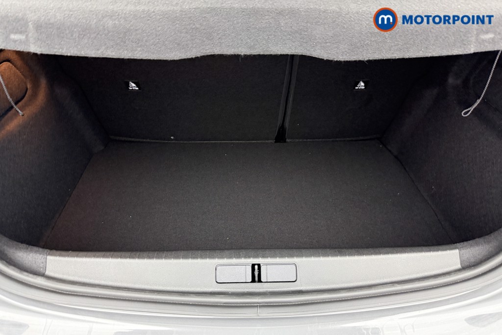 Peugeot 208 Allure Automatic Petrol-Electric Hybrid Hatchback - Stock Number (1559341) - 17th supplementary image