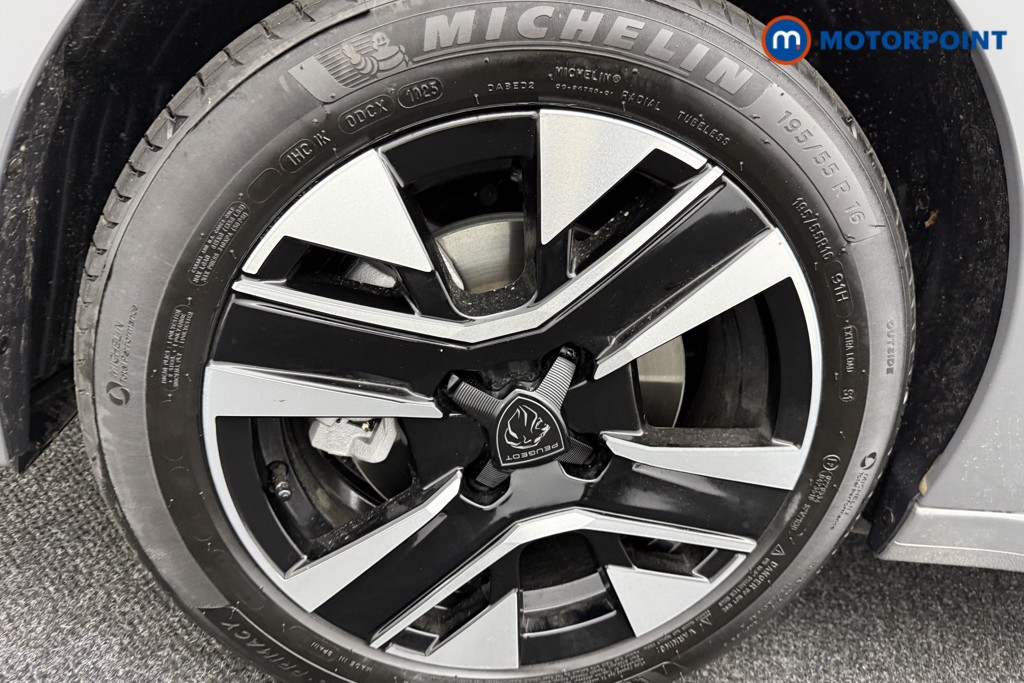 Peugeot 208 Allure Automatic Petrol-Electric Hybrid Hatchback - Stock Number (1559341) - 25th supplementary image