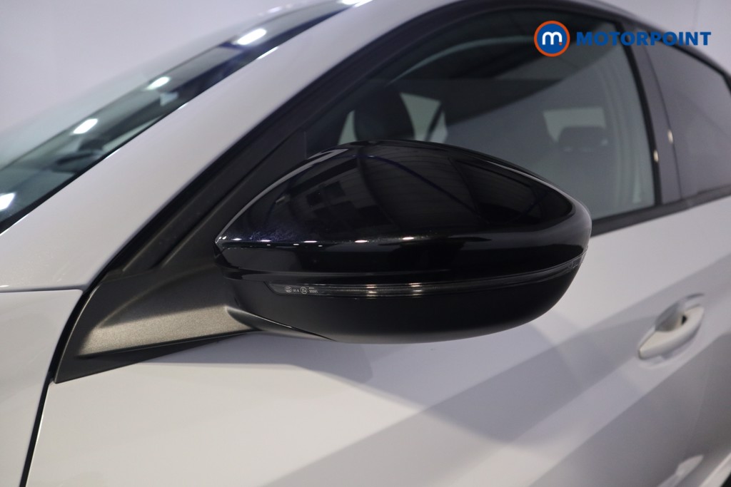 Peugeot 208 Allure Automatic Petrol-Electric Hybrid Hatchback - Stock Number (1559377) - 21st supplementary image
