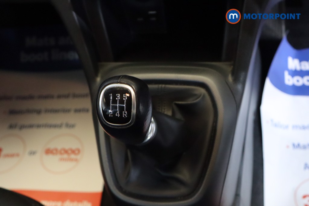 Hyundai I10 Premium Manual Petrol Hatchback - Stock Number (1559387) - 7th supplementary image