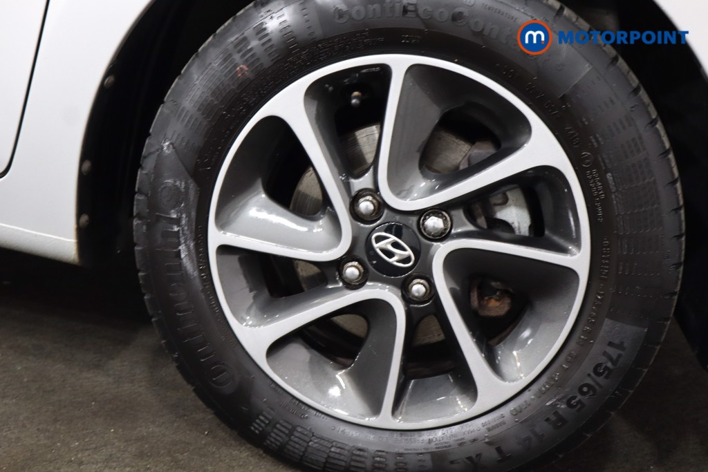 Hyundai I10 Premium Manual Petrol Hatchback - Stock Number (1559387) - 16th supplementary image