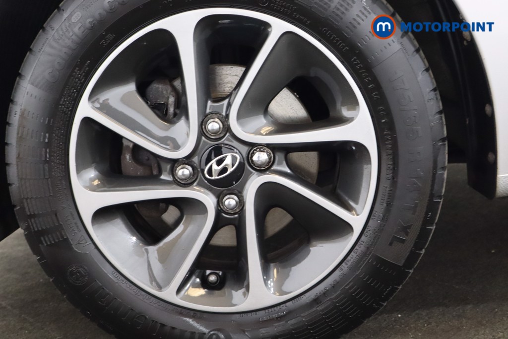 Hyundai I10 Premium Manual Petrol Hatchback - Stock Number (1559387) - 17th supplementary image