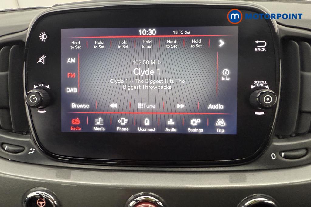 Fiat 500 Dolcevita Manual Petrol-Electric Hybrid Hatchback - Stock Number (1559927) - 2nd supplementary image