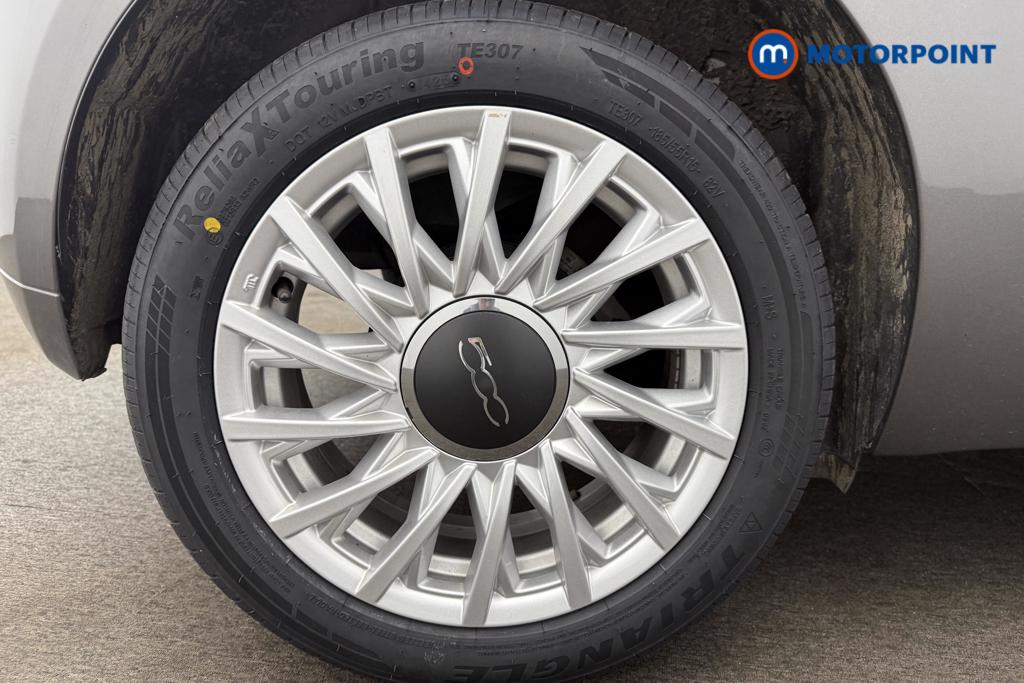 Fiat 500 Dolcevita Manual Petrol-Electric Hybrid Hatchback - Stock Number (1559927) - 8th supplementary image