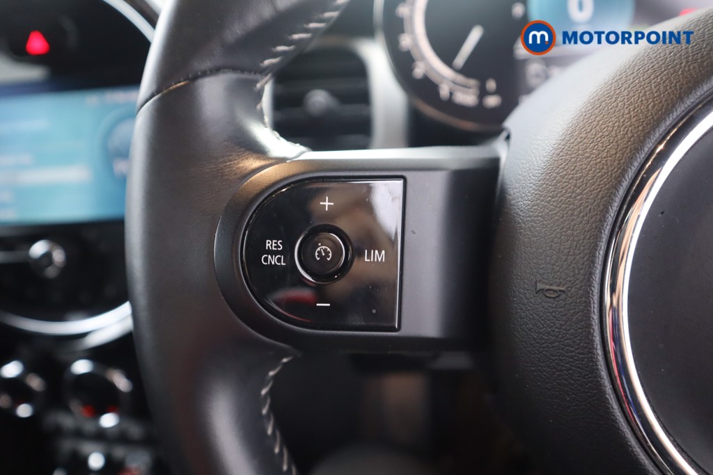 Mini Hatchback Cooper Exclusive Automatic Petrol Hatchback - Stock Number (1559977) - 5th supplementary image