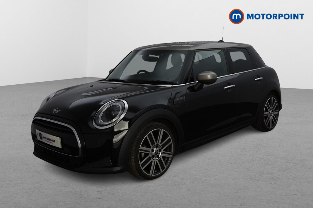 Mini Hatchback Cooper Exclusive Automatic Petrol Hatchback - Stock Number (1559977) - Passenger side front corner