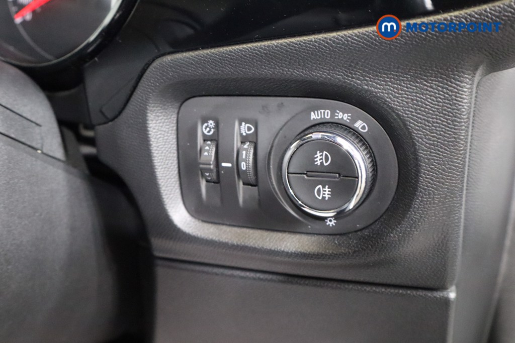 Vauxhall Corsa Sri Premium Manual Petrol Hatchback - Stock Number (1560100) - 5th supplementary image