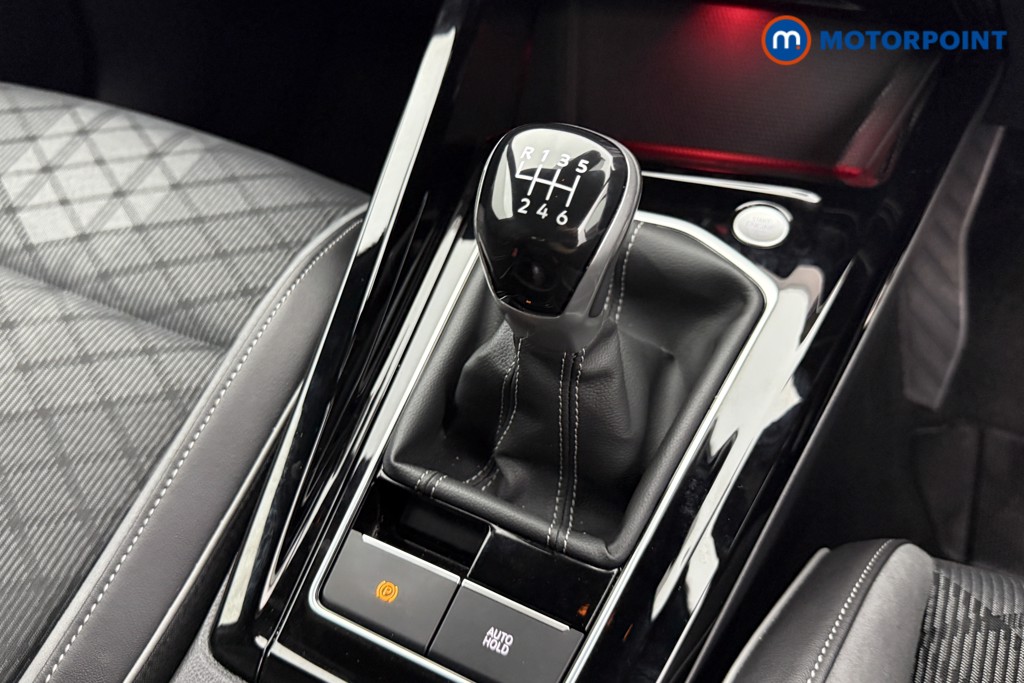 Volkswagen Golf R-Line Manual Petrol Hatchback - Stock Number (1560906) - 12th supplementary image