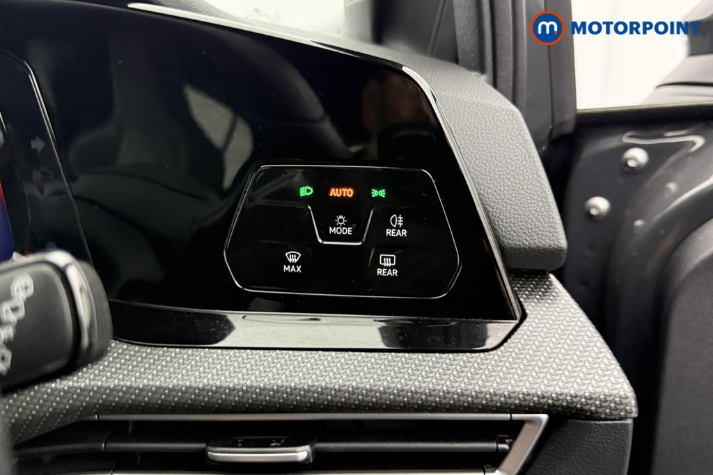Volkswagen Golf R-Line Manual Petrol Hatchback - Stock Number (1560906) - 15th supplementary image
