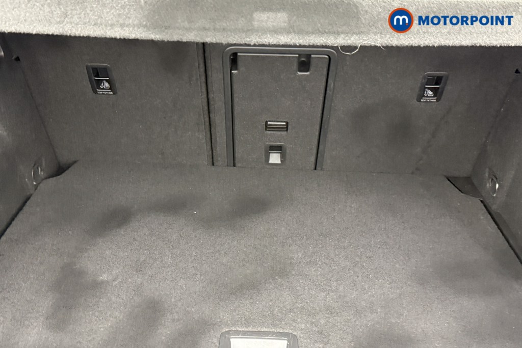 Volkswagen Golf R-Line Manual Petrol Hatchback - Stock Number (1560906) - 20th supplementary image