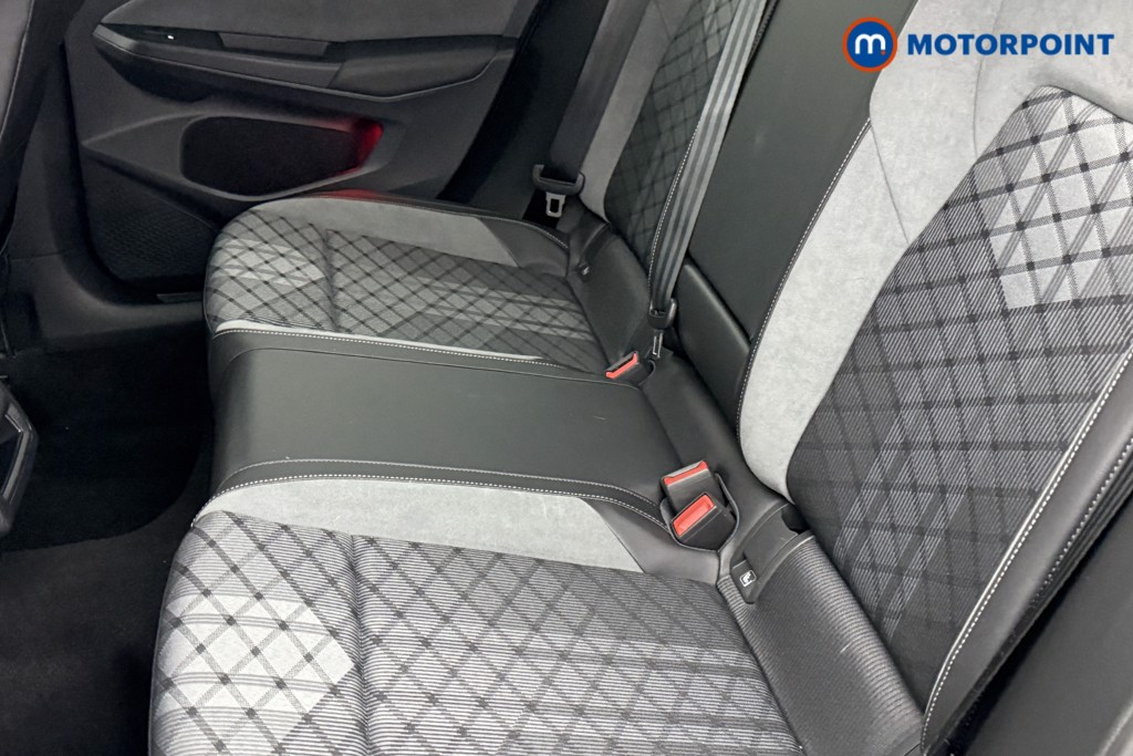 Volkswagen Golf R-Line Manual Petrol Hatchback - Stock Number (1560906) - 22nd supplementary image
