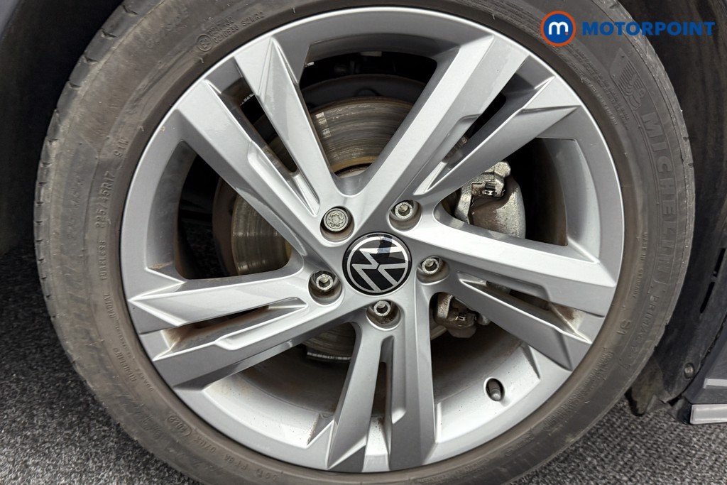 Volkswagen Golf R-Line Manual Petrol Hatchback - Stock Number (1560906) - 31st supplementary image