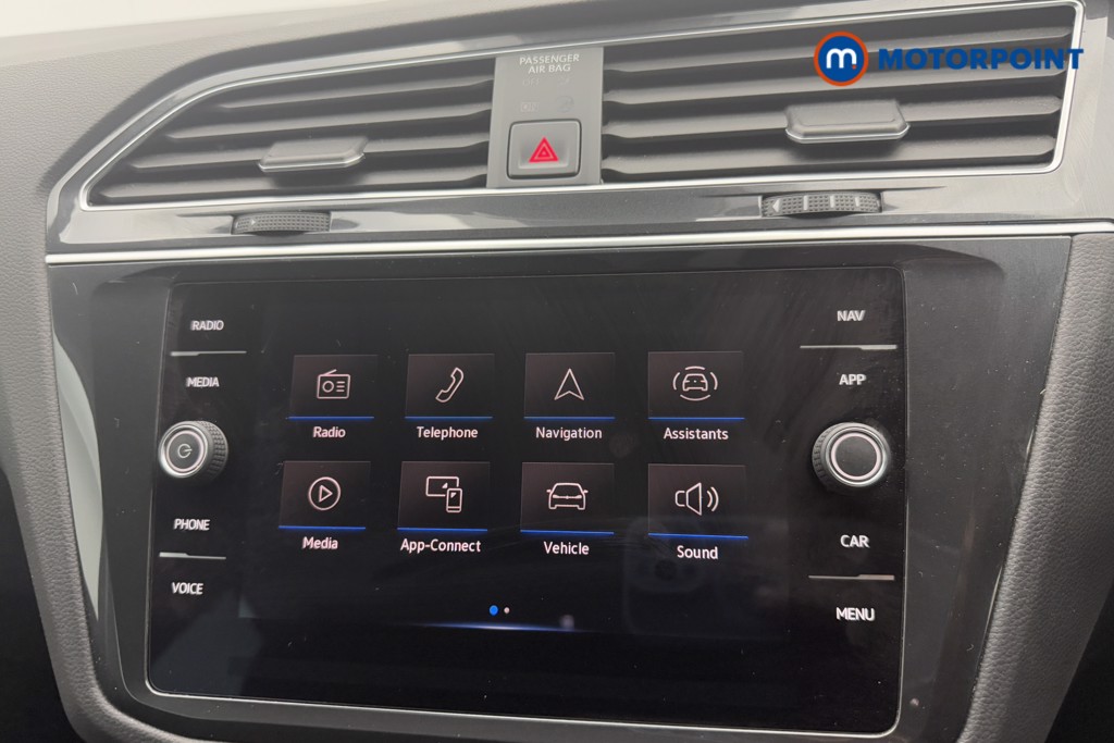 Volkswagen Tiguan Life Manual Petrol SUV - Stock Number (1560919) - 5th supplementary image