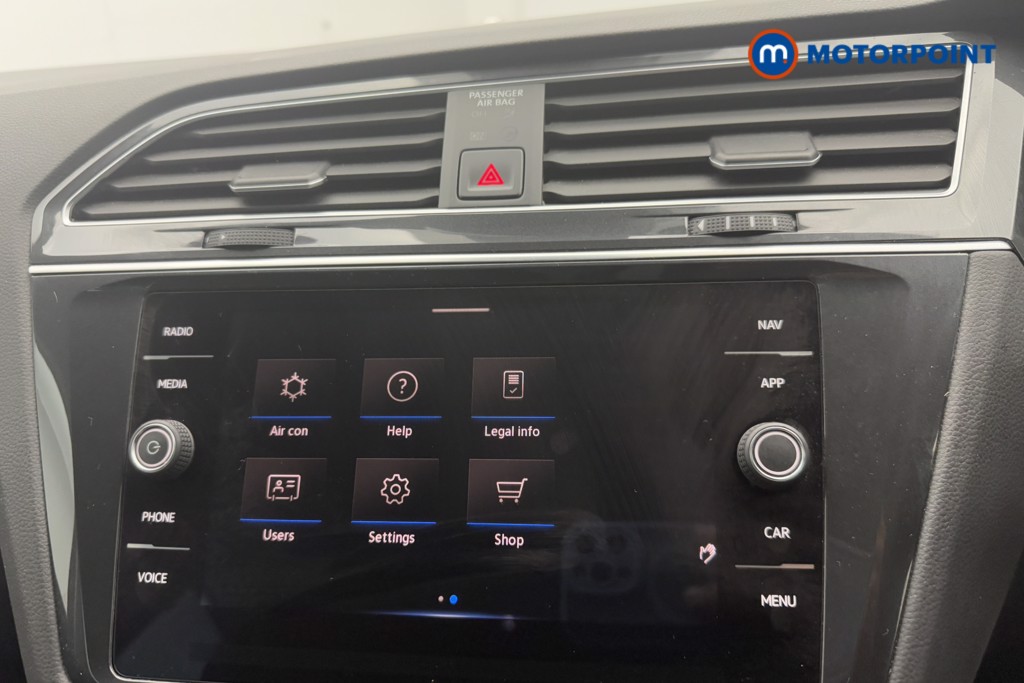 Volkswagen Tiguan Life Manual Petrol SUV - Stock Number (1560919) - 6th supplementary image