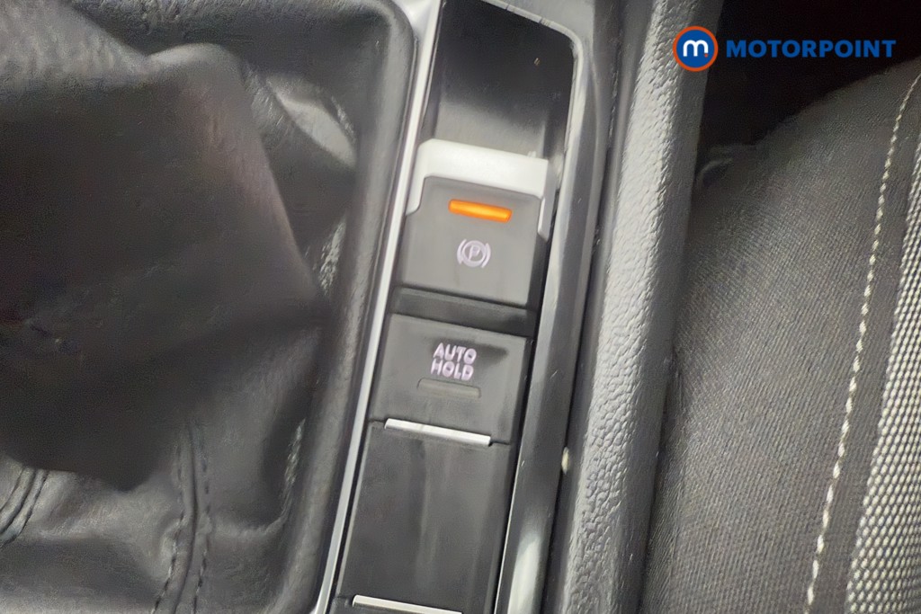 Volkswagen Tiguan Life Manual Petrol SUV - Stock Number (1560919) - 10th supplementary image