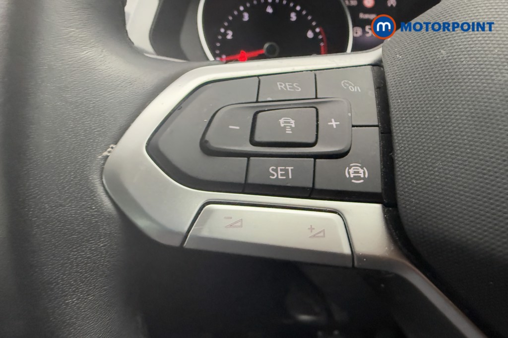 Volkswagen Tiguan Life Manual Petrol SUV - Stock Number (1560919) - 11th supplementary image