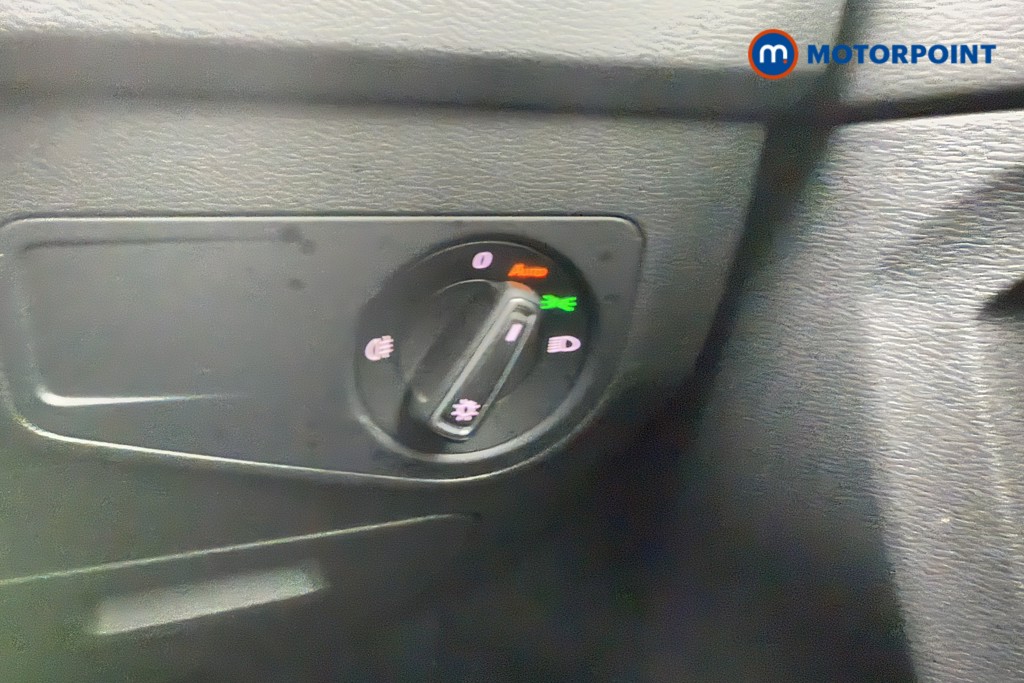 Volkswagen Tiguan Life Manual Petrol SUV - Stock Number (1560919) - 13th supplementary image