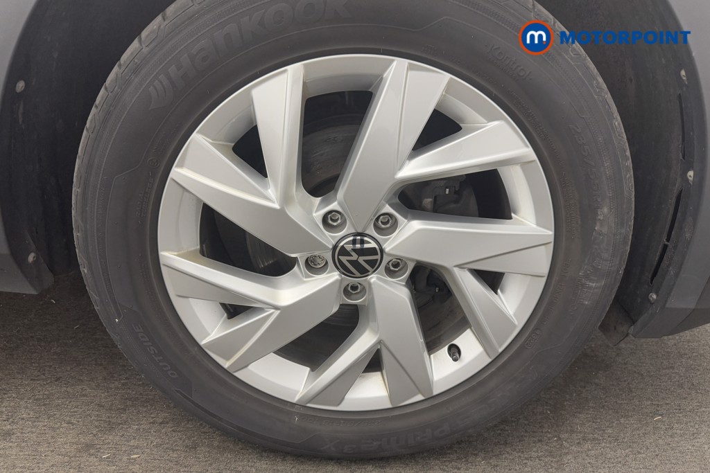 Volkswagen Tiguan Life Manual Petrol SUV - Stock Number (1560919) - 16th supplementary image