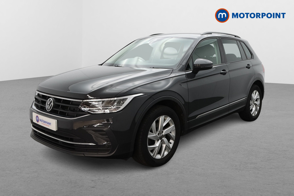 Volkswagen Tiguan Life Manual Petrol SUV - Stock Number (1560919) - Passenger side front corner