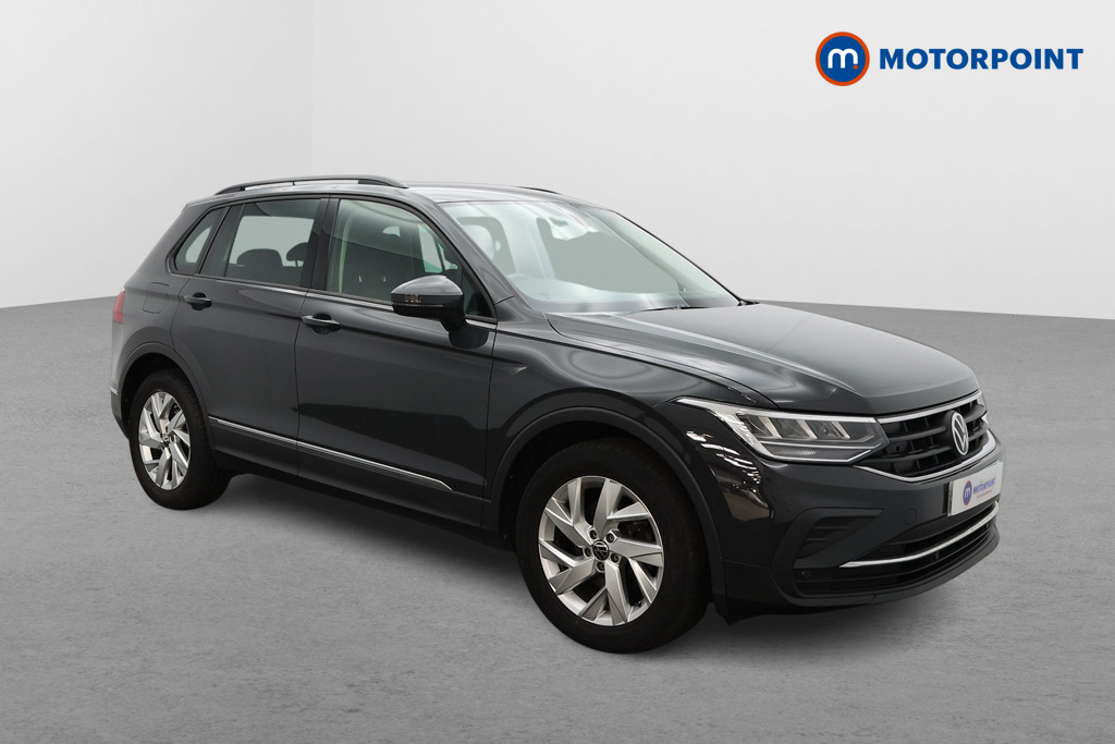 Volkswagen Tiguan Life Manual Petrol SUV - Stock Number (1560919) - Drivers side front corner