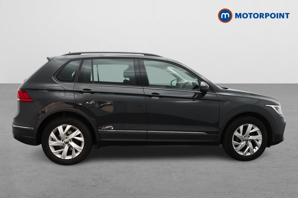Volkswagen Tiguan Life Manual Petrol SUV - Stock Number (1560919) - Drivers side