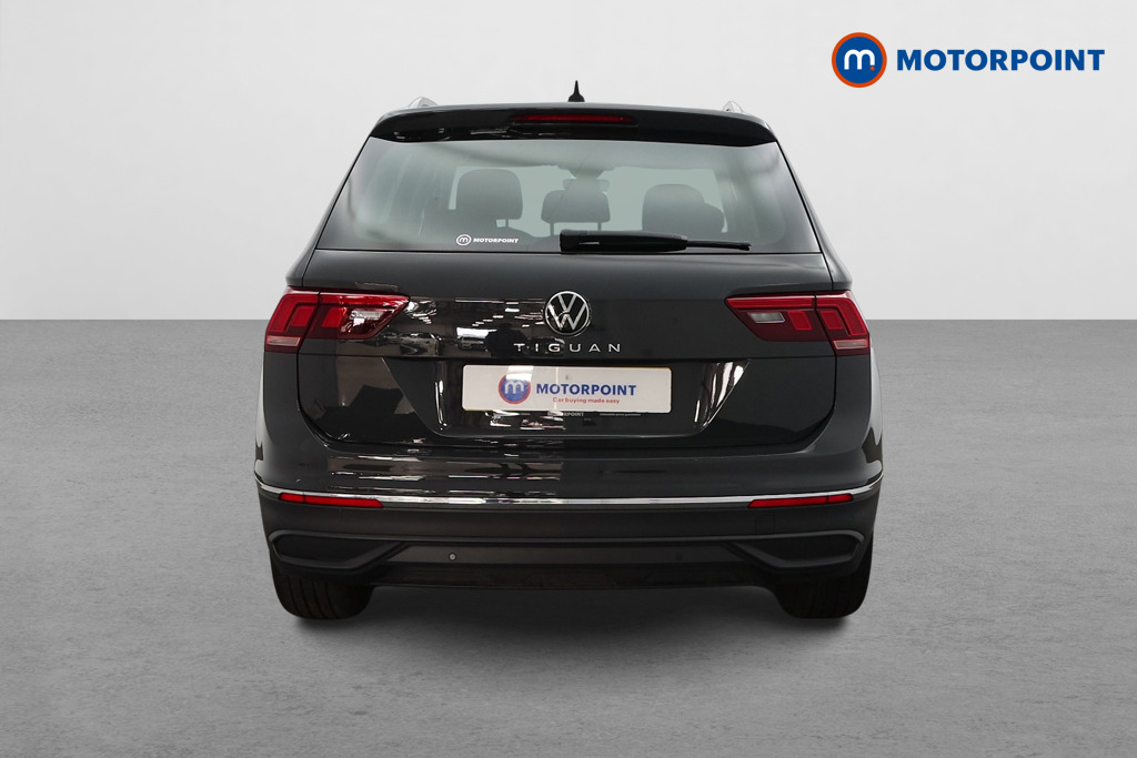 Volkswagen Tiguan Life Manual Petrol SUV - Stock Number (1560919) - Rear bumper