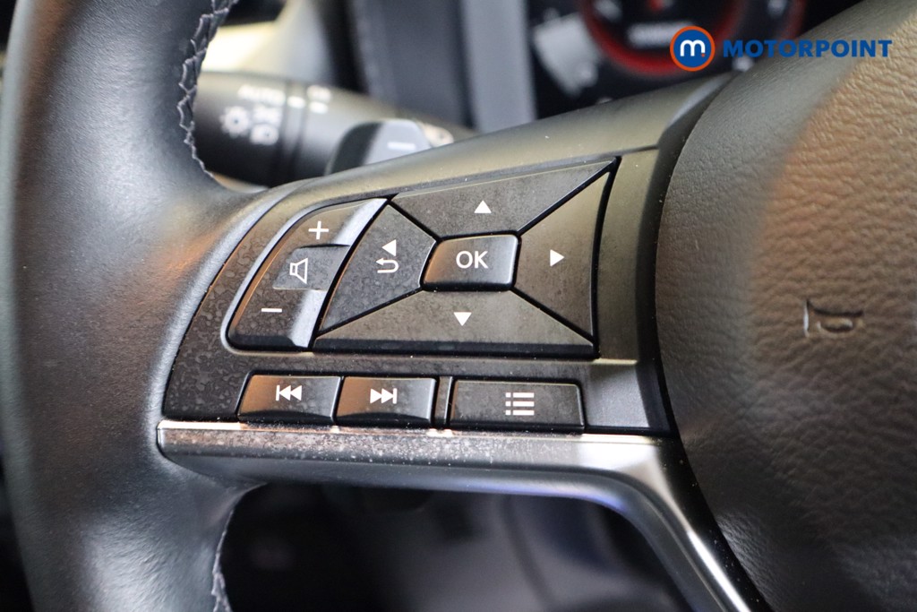 Nissan Juke N-Connecta Automatic Petrol SUV - Stock Number (1560959) - 3rd supplementary image