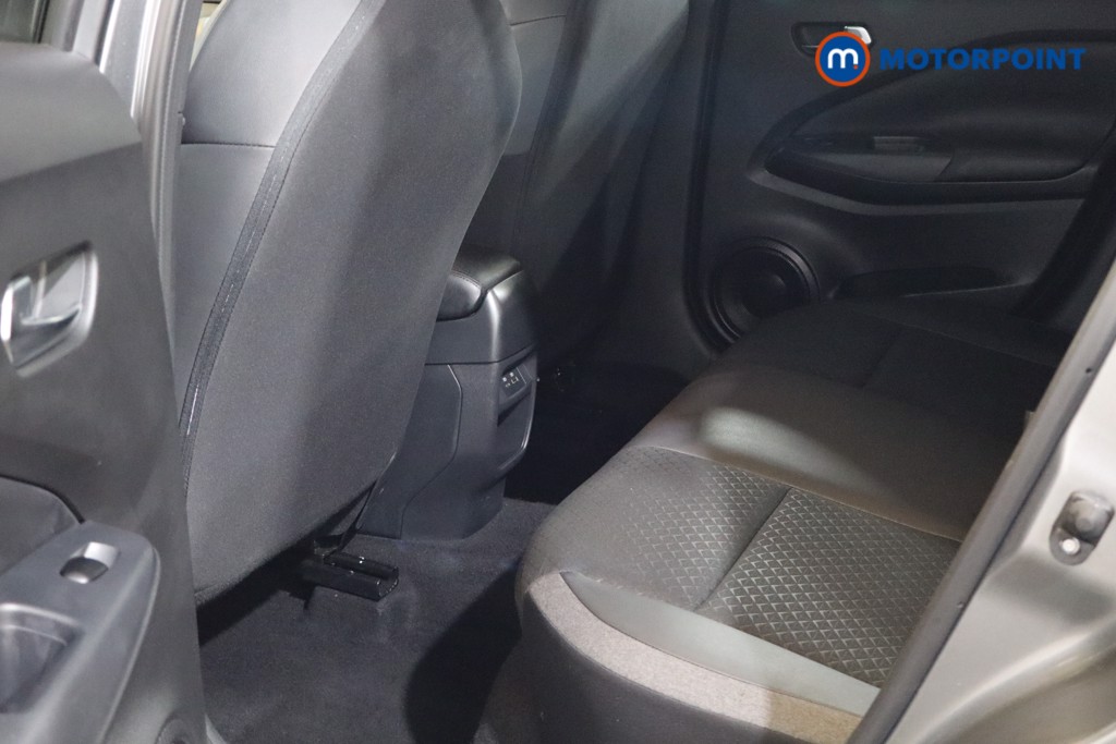 Nissan Juke N-Connecta Automatic Petrol SUV - Stock Number (1560959) - 12th supplementary image