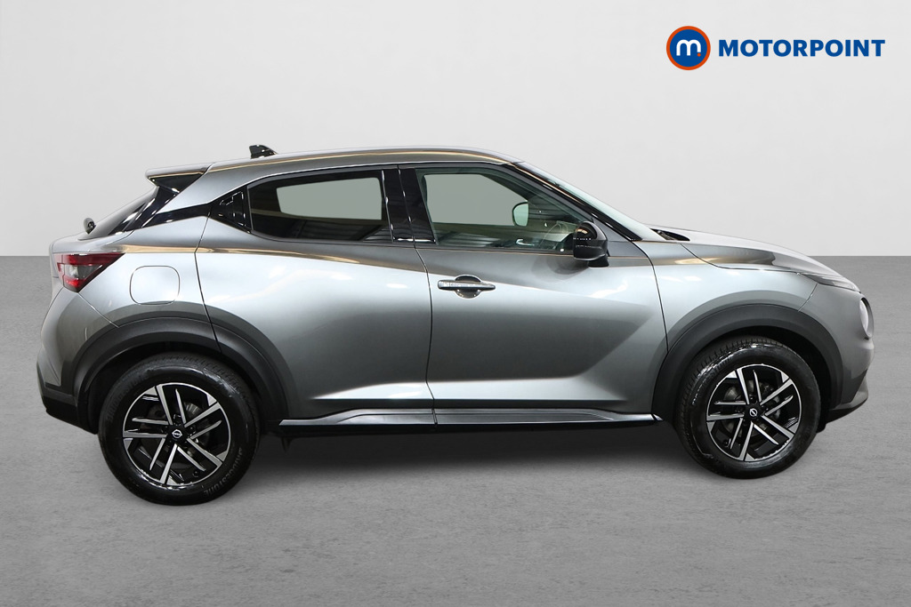 Nissan Juke N-Connecta Automatic Petrol SUV - Stock Number (1560959) - Drivers side