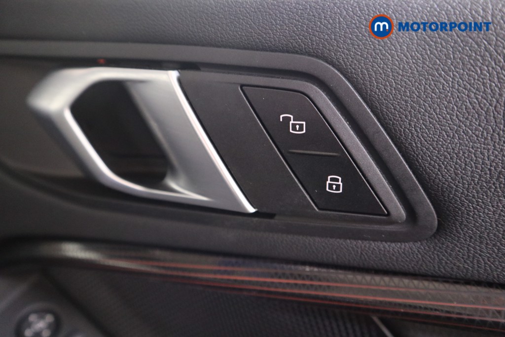 BMW 1 Series Sport Automatic Petrol Hatchback - Stock Number (1560963) - 11th supplementary image