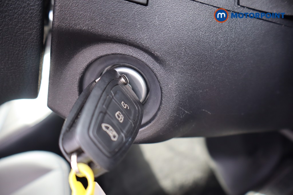 Ford Tourneo Custom Titanium Automatic Diesel Standard Roof Minibus - Stock Number (1561119) - 5th supplementary image