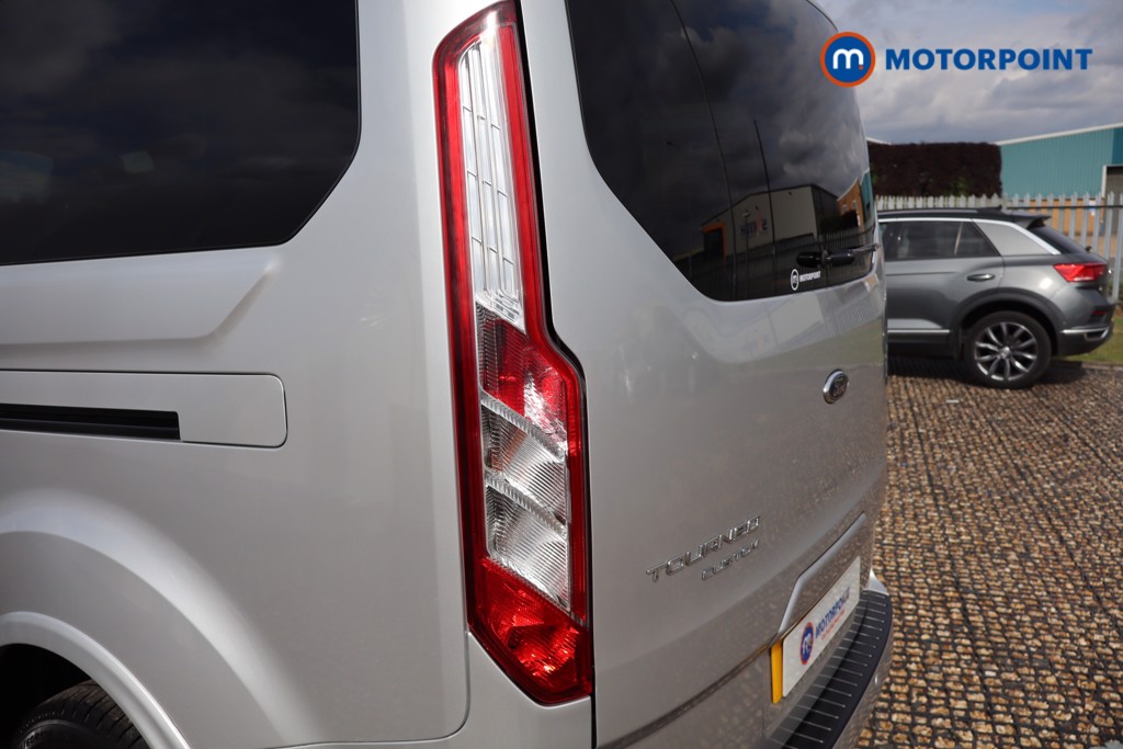 Ford Tourneo Custom Titanium Automatic Diesel Standard Roof Minibus - Stock Number (1561119) - 20th supplementary image