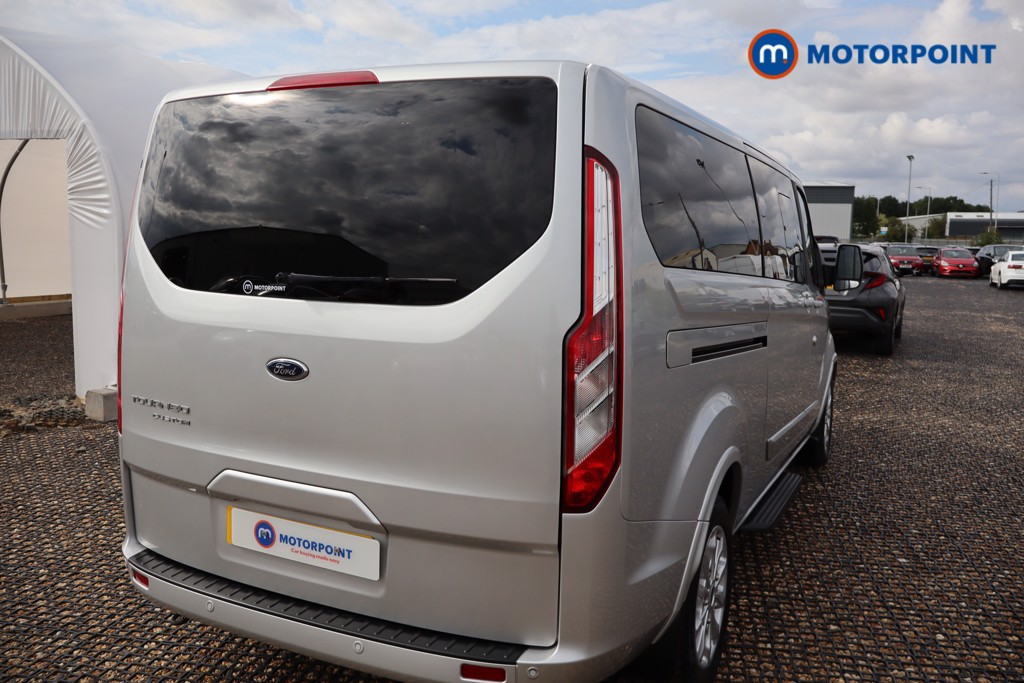 Ford Tourneo Custom Titanium Automatic Diesel Standard Roof Minibus - Stock Number (1561119) - 25th supplementary image