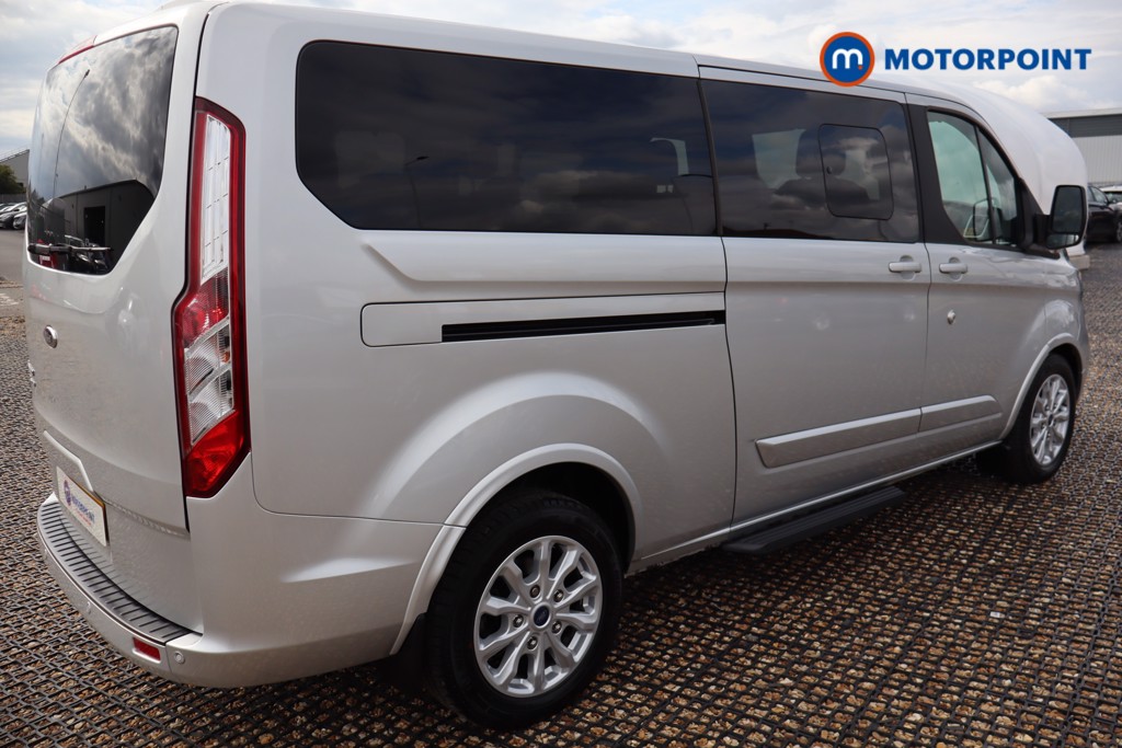 Ford Tourneo Custom Titanium Automatic Diesel Standard Roof Minibus - Stock Number (1561119) - 26th supplementary image