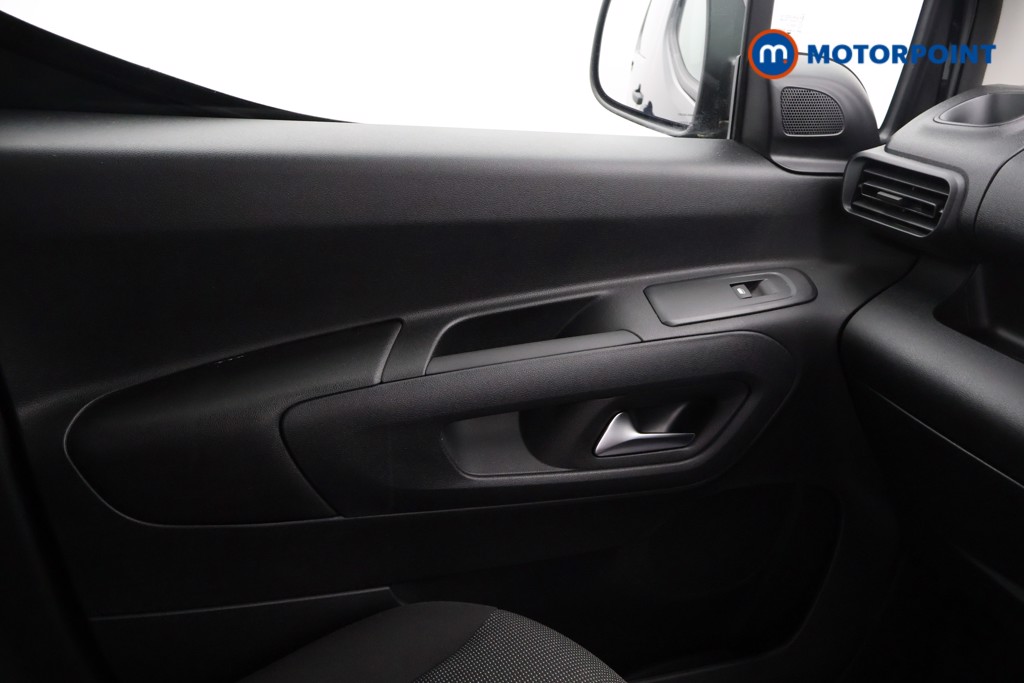Peugeot Partner Professional Manual Diesel Panel Van - Stock Number (1561163) - 7th supplementary image