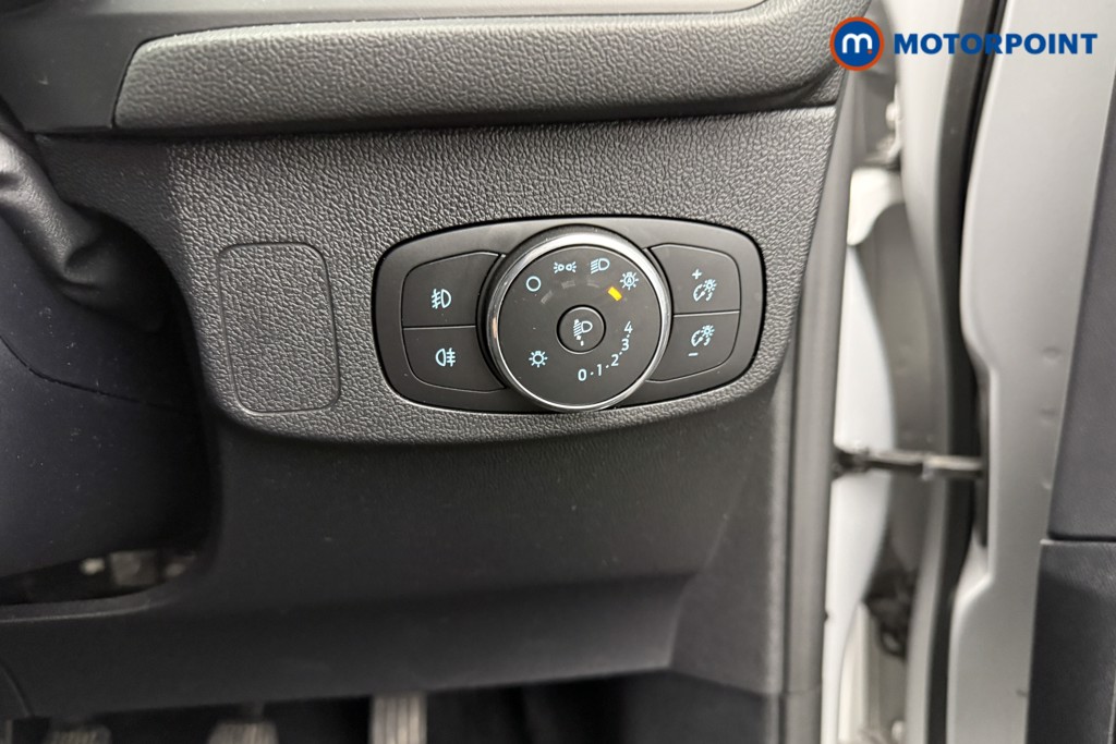 Ford Focus St-Line Manual Petrol Hatchback - Stock Number (1561310) - 14th supplementary image