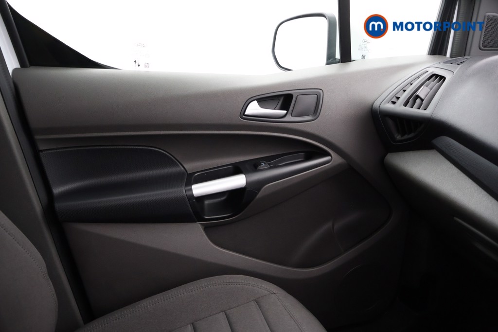 Ford Transit Connect Limited Automatic Diesel Panel Van - Stock Number (1561343) - 8th supplementary image