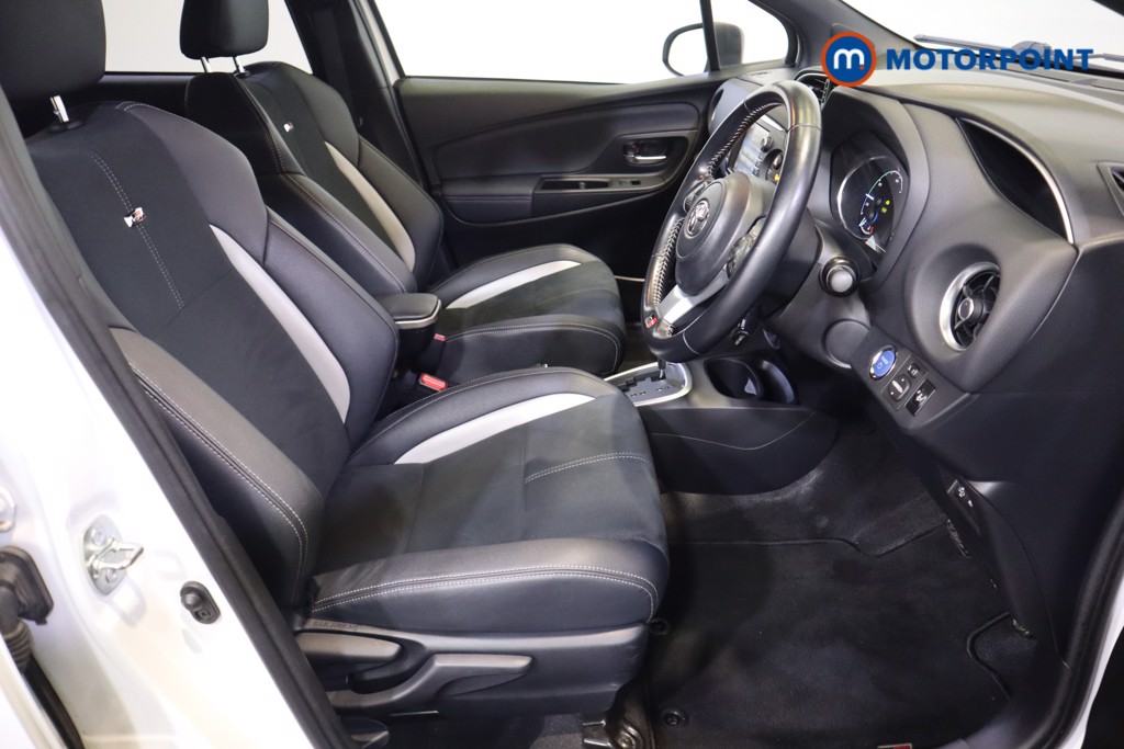 Toyota Yaris Gr-Sport Automatic Petrol-Electric Hybrid Hatchback - Stock Number (1561393) - 6th supplementary image