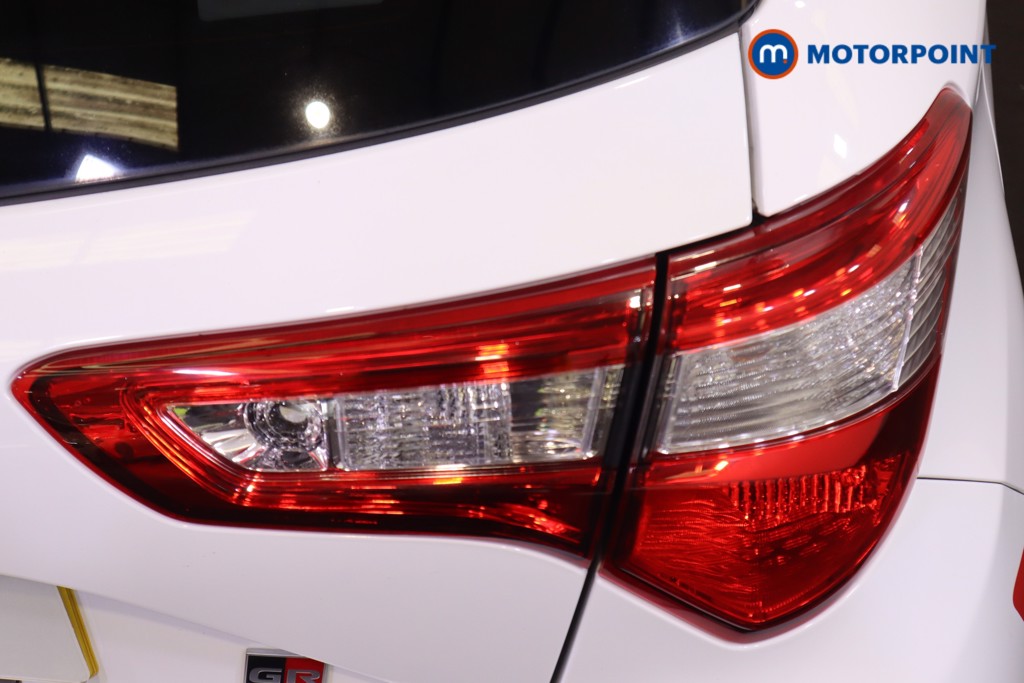 Toyota Yaris Gr-Sport Automatic Petrol-Electric Hybrid Hatchback - Stock Number (1561393) - 31st supplementary image