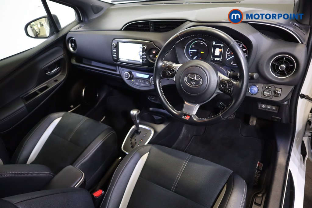 Toyota Yaris Gr-Sport Automatic Petrol-Electric Hybrid Hatchback - Stock Number (1561393) - 1st supplementary image