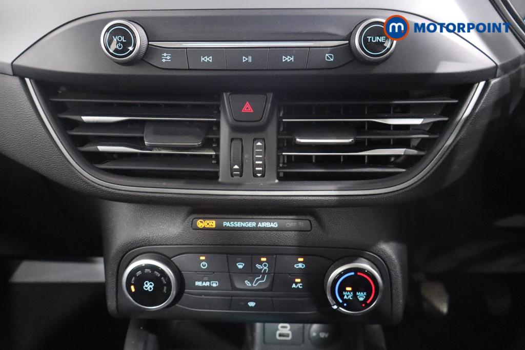 Ford Focus Zetec Manual Diesel Hatchback - Stock Number (1561396) - 3rd supplementary image