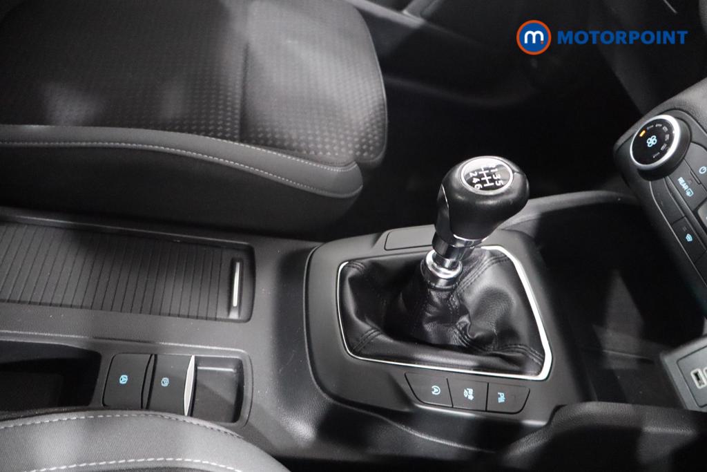 Ford Focus Zetec Manual Diesel Hatchback - Stock Number (1561396) - 4th supplementary image