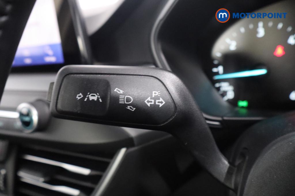 Ford Focus Zetec Manual Diesel Hatchback - Stock Number (1561396) - 9th supplementary image